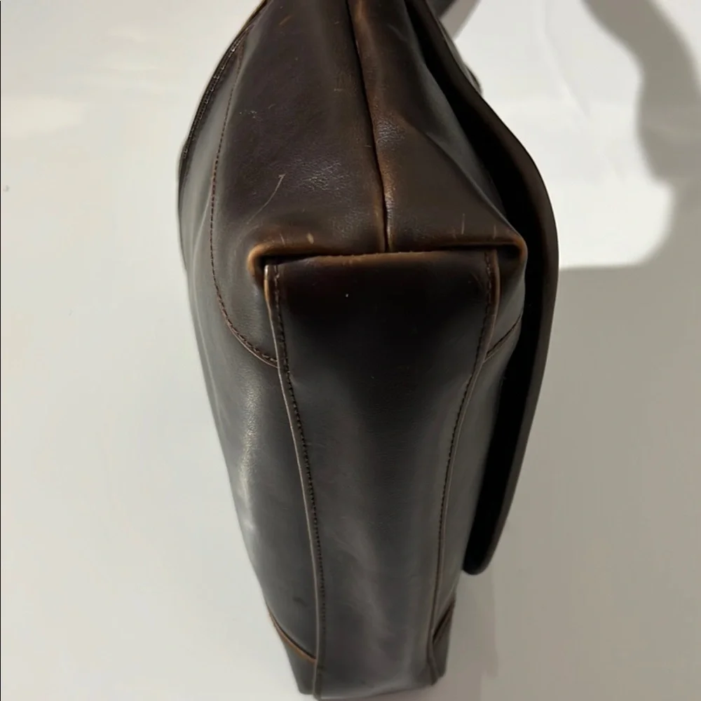 Liz Claiborne Dark Brown Men's Messenger Bag